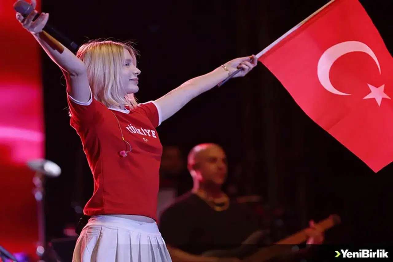 Aleyna Tilki, Cumhuriyet Meydanı’nda sahne alacak