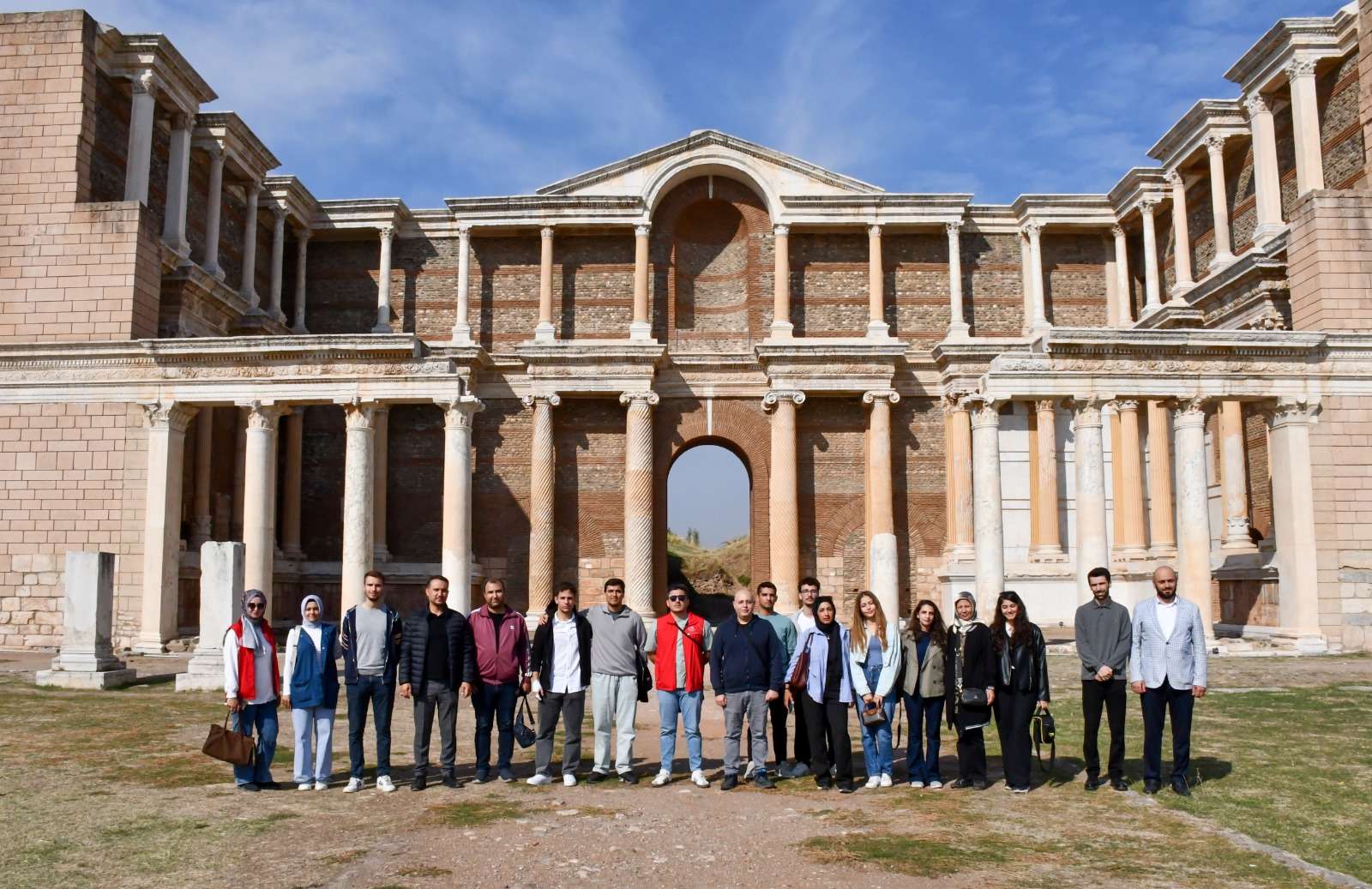 Yeni üniversiteliler Salihli’yi keşfetti !