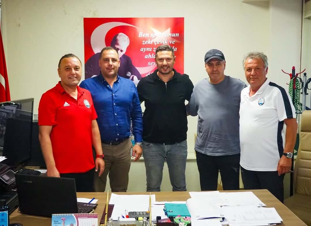 Salihli Belediyespor, Zeki Erguvan ile yola devam edecek