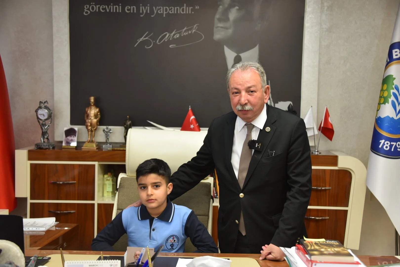 Salihli'de minik başkan, 23 Nisan’da görev başına geçti