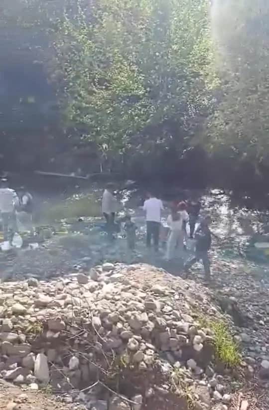 Salihli’de “altın akını”... Herkes dereye koşuyor