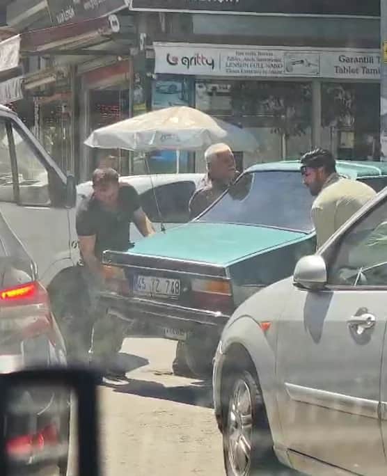 Salihli’de hatalı park krizi böyle çözüldü