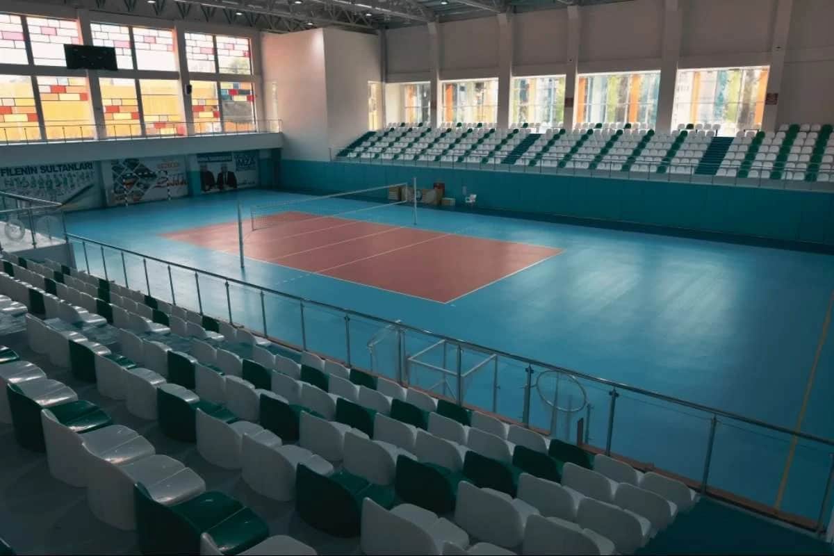 Salihli’de Voleybol Sahası Yenileniyor... İhale 30 Nisan’da
