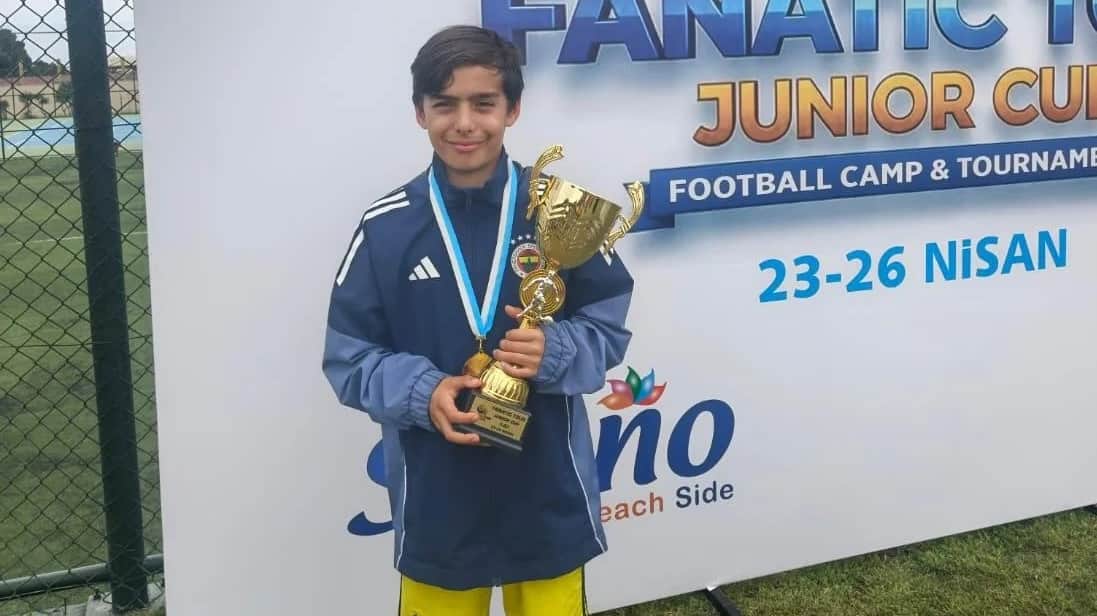 Salihli’nin Gururu Celal Ayaz İlhan, gollerine Fenerbahçe’de devam ediyor