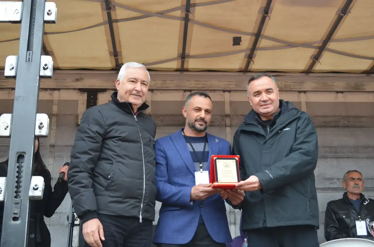 İzmir Kemalpaşa’da Binlerce Kişi Arenada Buluştu