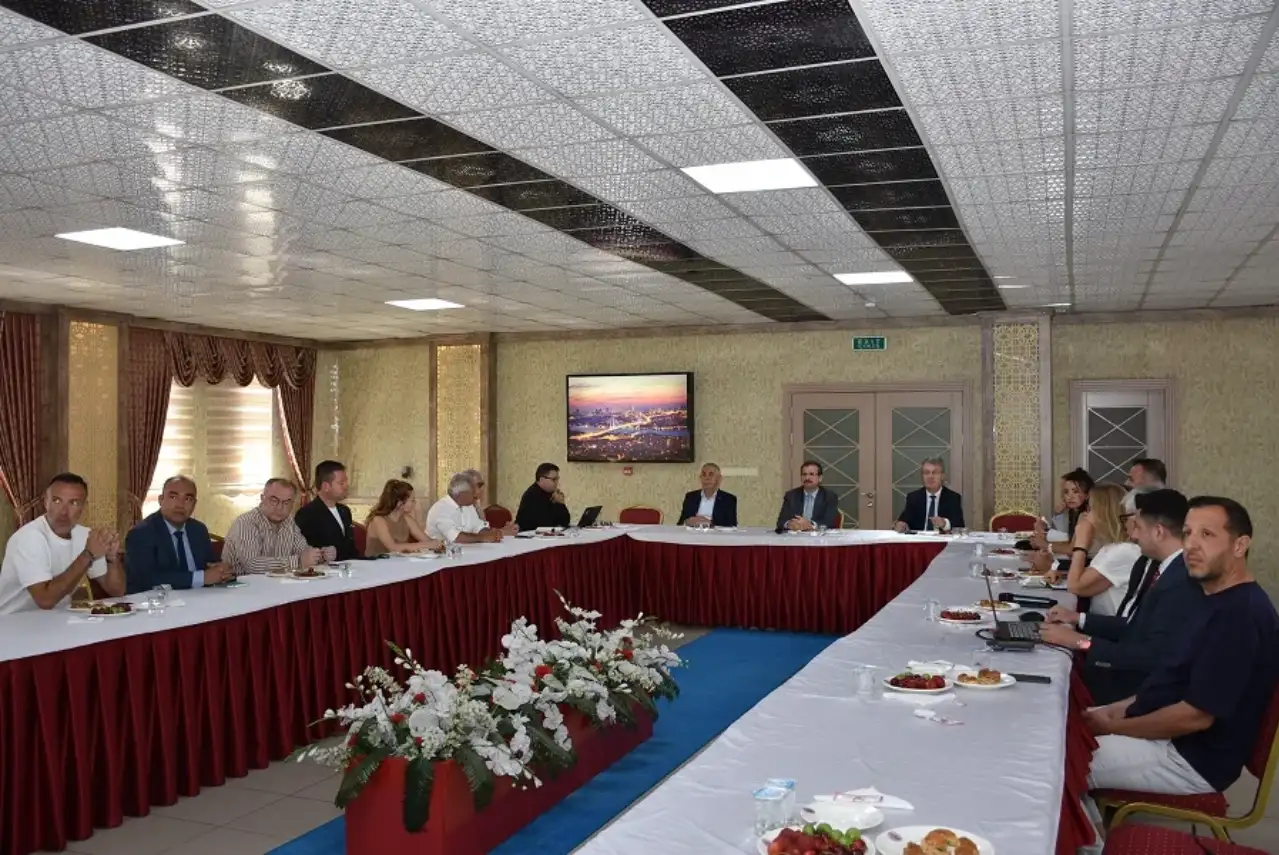 Sardes Konser Günleri ve Kültür Vakfı Aynı Masada
