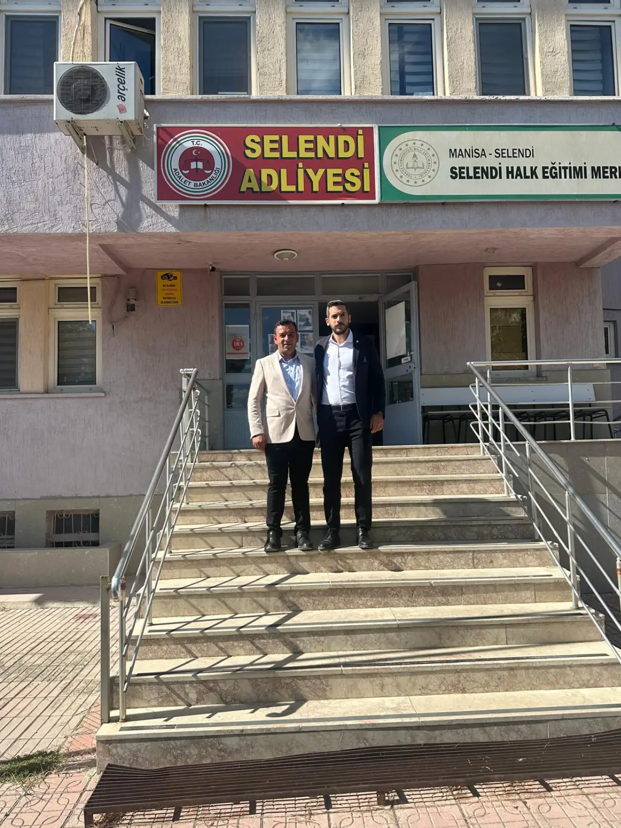 Görevden alınan muhtar yeniden göreve iade edildi