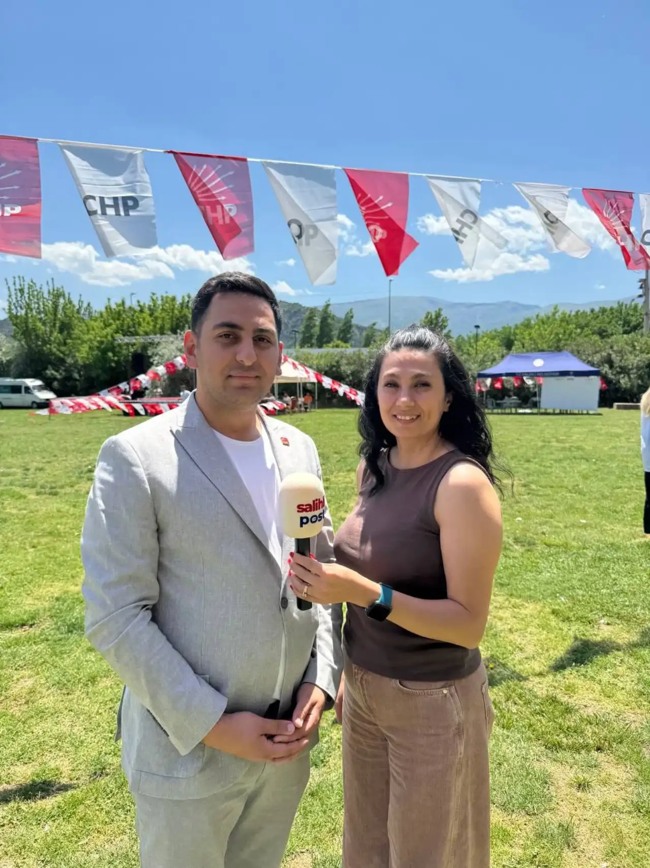 Salihli’de Renkli Festival... Gençlik Colorfest’e Akın Etti