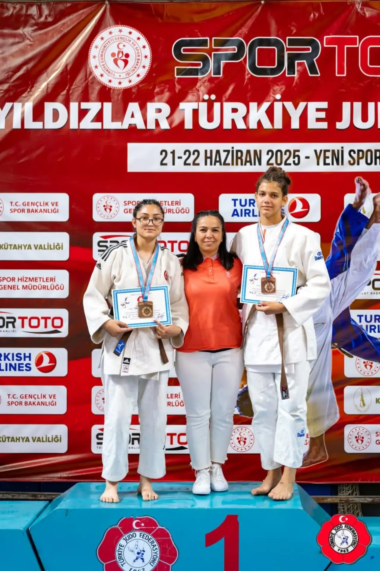 Salihlili Judoculardan çifte bronz madalya gururu! 
