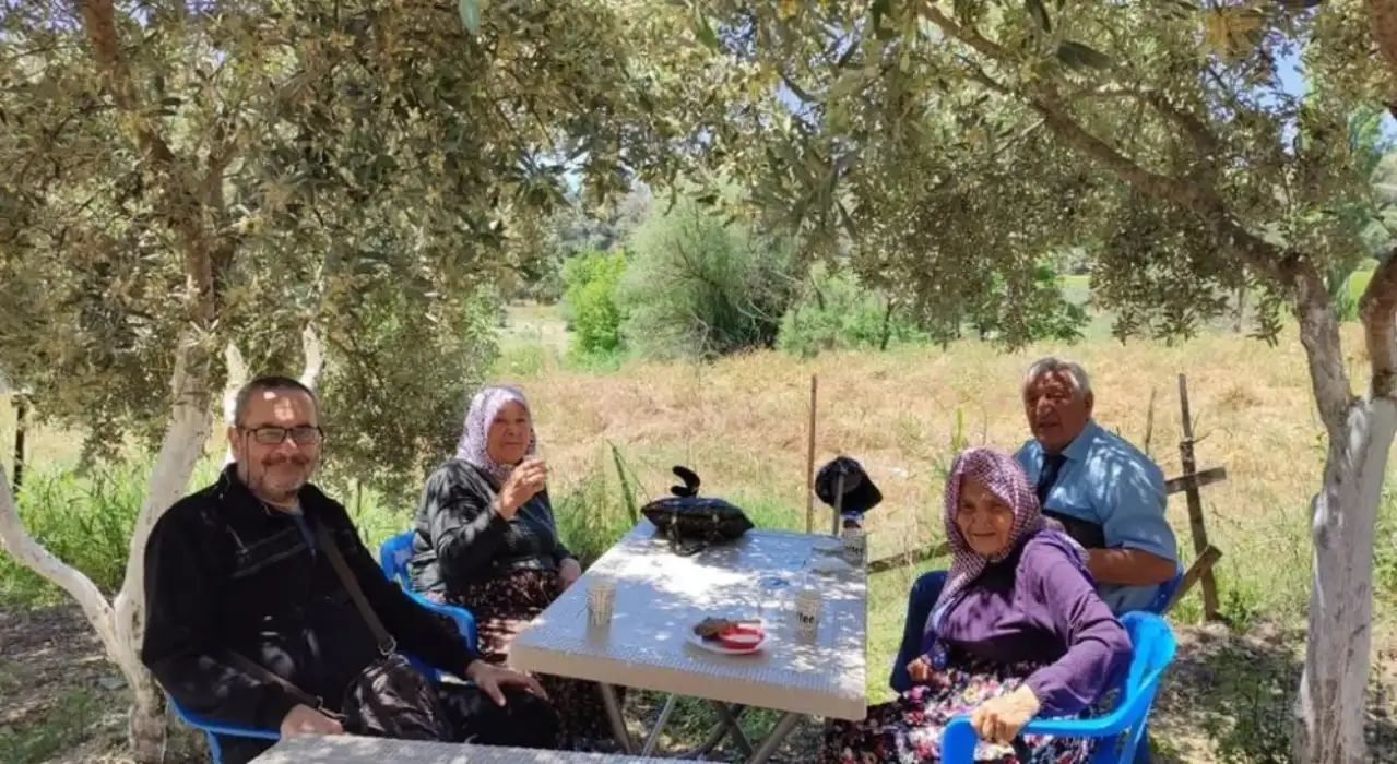 Salihli Huzurevi Sakinleri Doğayla İç İçe Bir Gün Geçirdi