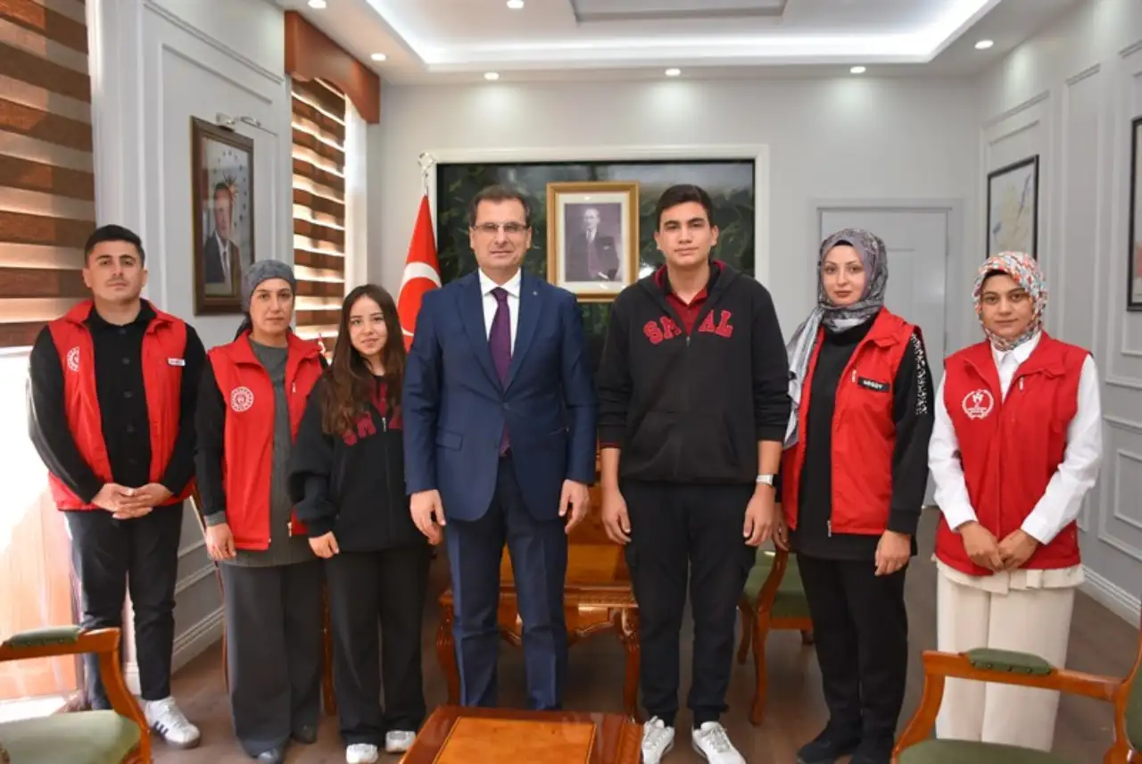 Öğrenciler, Kaymakam Güldoğan’ı ziyaret etti
