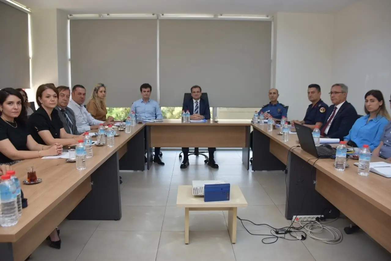 Salihli’de Kadına şiddet ve çocuk koruma konuları ele alındı